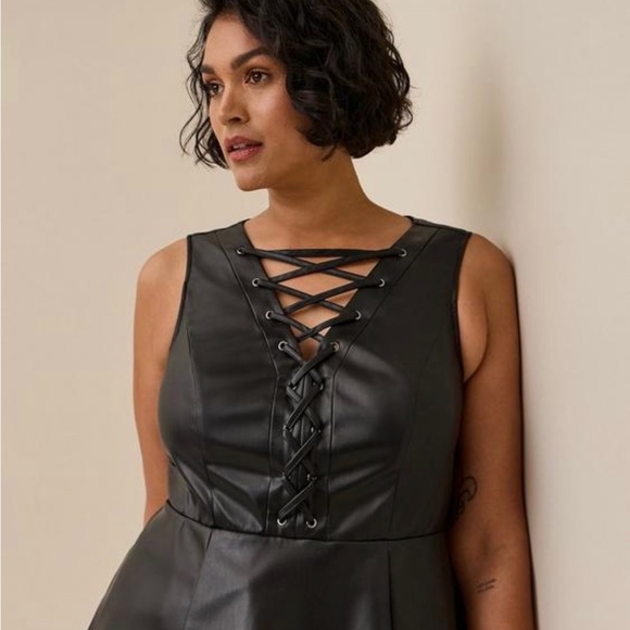 Torrid Faux leather peplum top - Picture 4 of 4